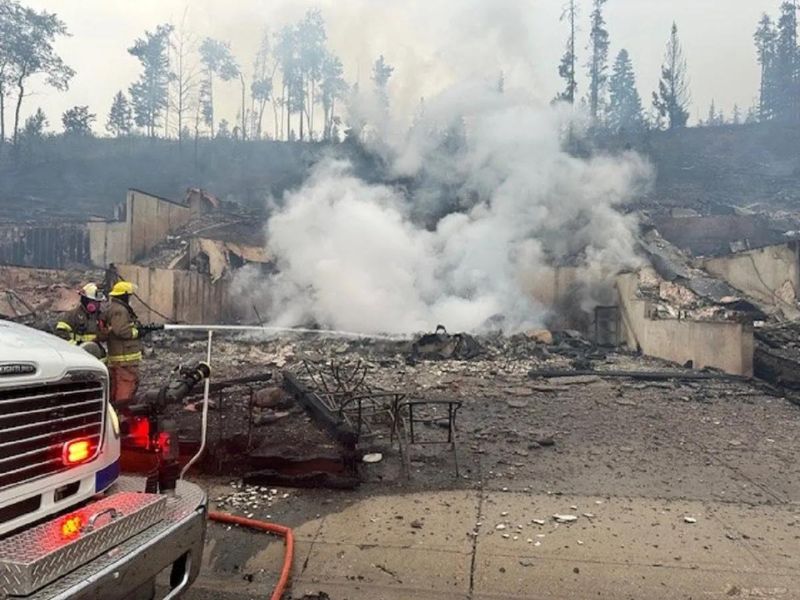 Jasper National Park Closure: Wildfires Devastate Alberta’s Iconic Destination