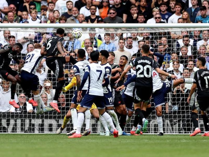 Arsenal vs Tottenham: Arsenal Tops Tottenham 1-0 in Historic North London Derby